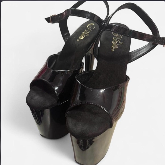 Pleaser - Picture 3 of 3